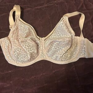 Wacoal Lace Patterned Tan Bra